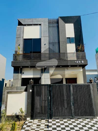 الحرم گارڈن ۔ بلاک بی الحرم گارڈن,لاہور میں 3 کمروں کا 3 مرلہ مکان 95.0 لاکھ میں برائے فروخت۔