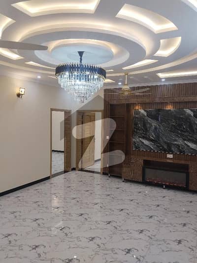 جی ۔ 15 اسلام آباد میں 6 کمروں کا 14 مرلہ مکان 6.0 کروڑ میں برائے فروخت۔