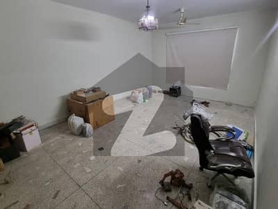 Beautiful First Floor Available For Rent Prime Location