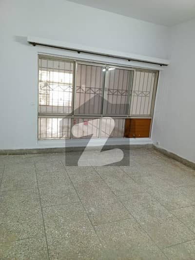 10 Marla Upper Portion 3Bedrooms 2 Bathrooms Lounge And Kitchen