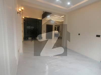 Prime Location 5 Marla House In Wapda Town Phase 1 For rent At Good Location