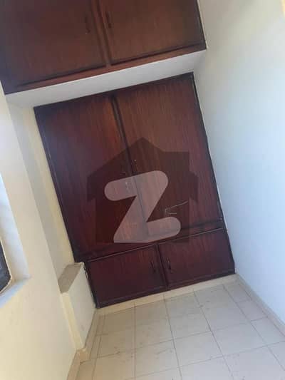 علامہ اقبال ٹاؤن لاہور میں 2 کمروں کا 3 مرلہ زیریں پورشن 30.0 ہزار میں کرایہ پر دستیاب ہے۔