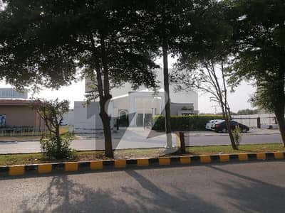 A Spacious 5 Marla Residential Plot In Paragon City - Woods Block