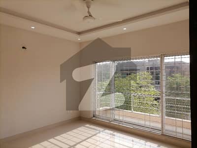 پیراگون سٹی ۔ وُوڈز بلاک پیراگون سٹی,لاہور میں 3 کمروں کا 5 مرلہ مکان 2.5 کروڑ میں برائے فروخت۔