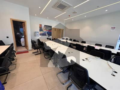 In I-8 Markaz Office Sized 680 Square Feet For Rent