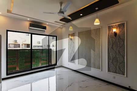 ایڈن سٹی - بلاک سی ایڈن سٹی,ایڈن,لاہور میں 1 کمرے کا 1 کنال زیریں پورشن 65.0 ہزار میں کرایہ پر دستیاب ہے۔