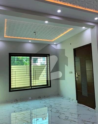 Prime Location House For Grabs In 5 Marla Aziza Housing Scheme