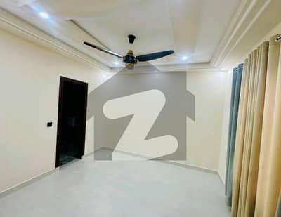 Prominently-Located Prime Location 10 Marla House Available In Wapda Town - Block B2
