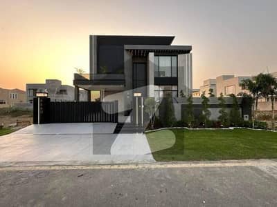 1 KANAL MODERN HOUSE FOR RENT IN DHA PHASE 5