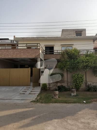 Idyllic House Available In Wapda Town Phase 1 - Block B For sale