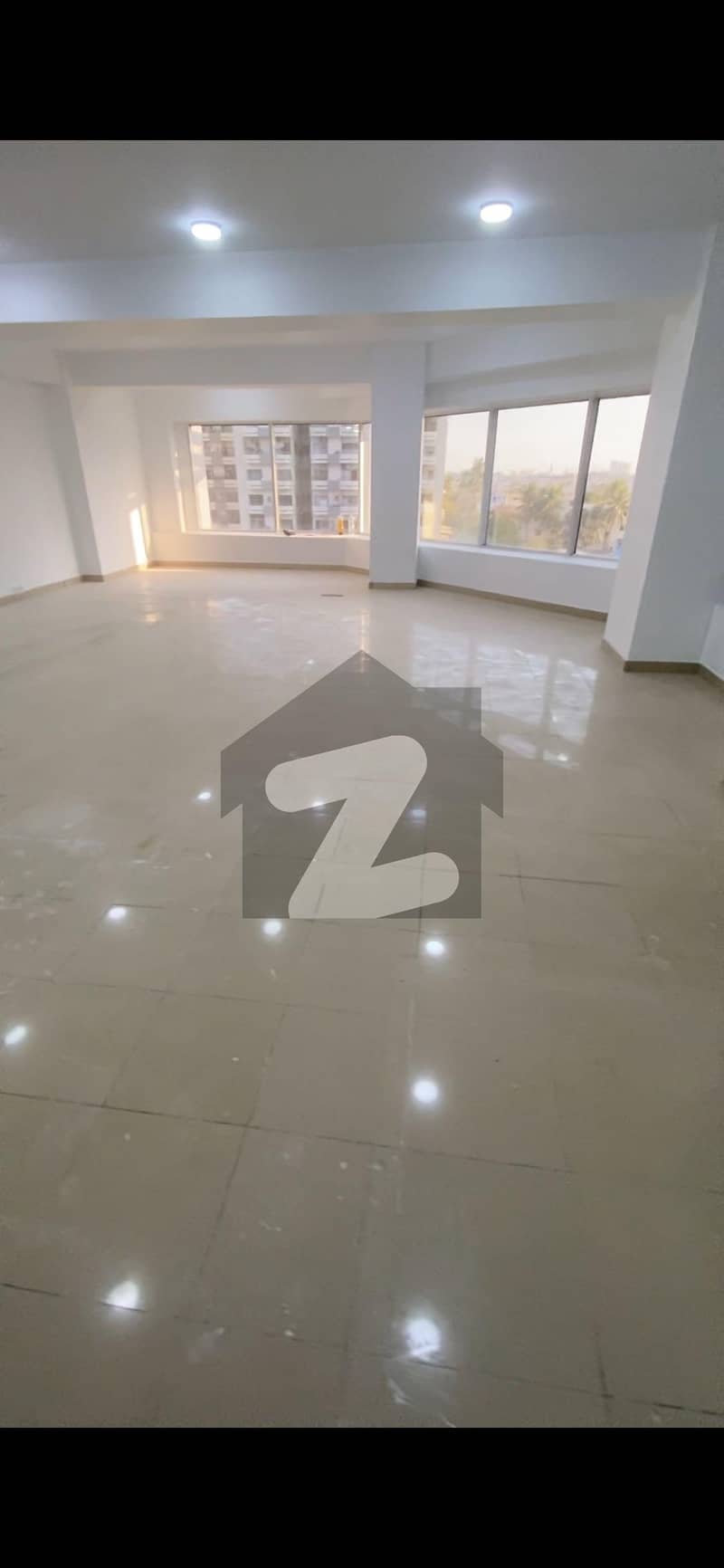 Main Shahra-E-Faisal Office For Rent Main Shahra-E-Faisal Office For Rent