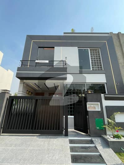 5 MARLA BRAND NEW LUXURY HOUSE AVAILABLE FOR SALE IN BAHRIA ORCHARD LAHORE OWNER BUILD @220 LAC DEMAND
