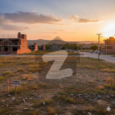 سنی پارک لاہور میں 7 مرلہ رہائشی پلاٹ 1.35 کروڑ میں برائے فروخت۔