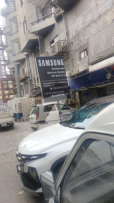 بلیو ایریا اسلام آباد میں 3 مرلہ دکان 4.5 کروڑ میں برائے فروخت۔