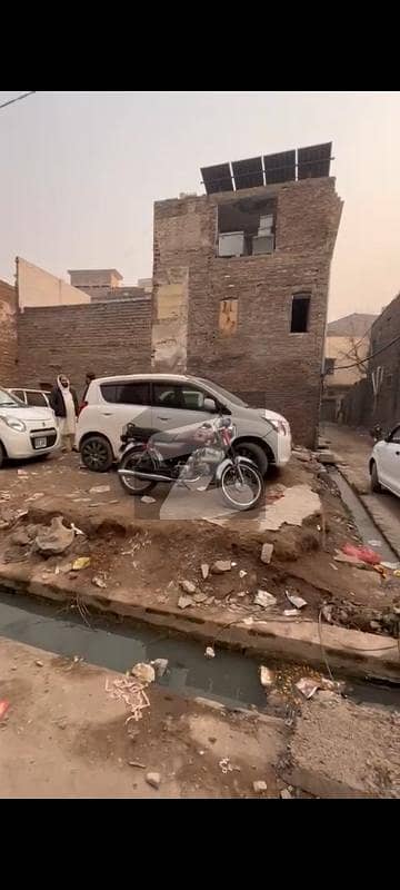 5 marla Commercial Corner Plot For sale at Hashtnagri