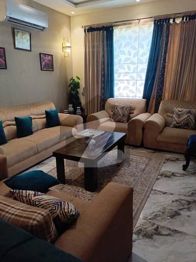 ڈی ایچ اے فیز 6 ڈیفنس (ڈی ایچ اے),لاہور میں 2 کمروں کا 10 مرلہ زیریں پورشن 1.1 لاکھ میں کرایہ پر دستیاب ہے۔