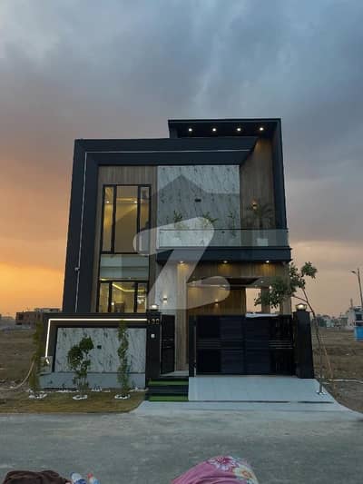 dha 9town brand new house for rent