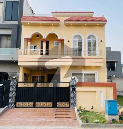 Prime Location In Citi Housing Society 5 Marla House For sale