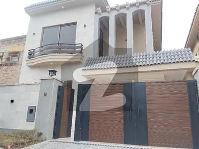 Brand New Condition 10 Marla Near Park Masjid House For Sale In Bahria Phase 3