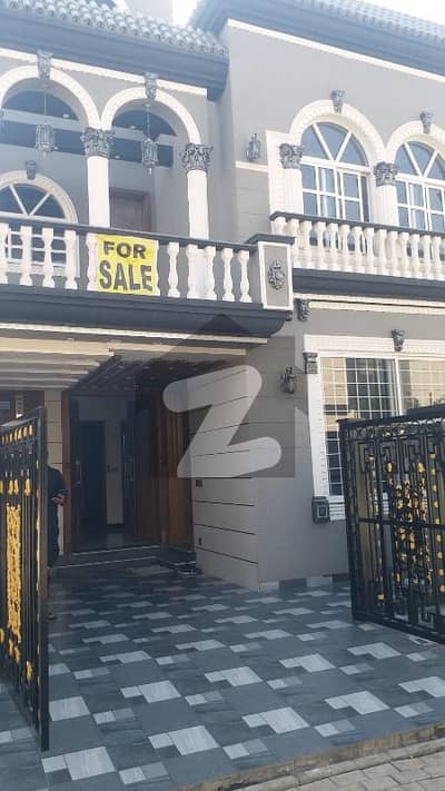 5 Marla Brand New House