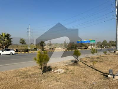 Prime Location Main Boulevard Jinnah Avenue Commercial Plot