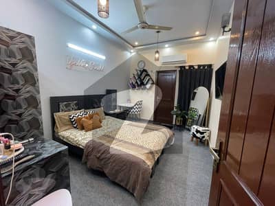 گلشنِ اقبال - بلاک 17 گلشنِ اقبال,گلشنِ اقبال ٹاؤن,کراچی میں 6 کمروں کا 12 مرلہ مکان 11.0 کروڑ میں برائے فروخت۔