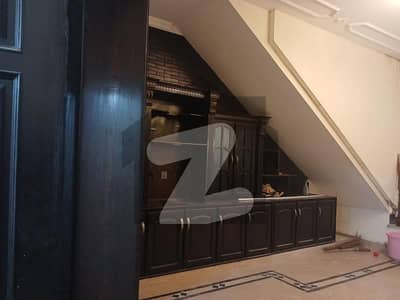 جی ۔ 13/2 جی ۔ 13,اسلام آباد میں 2 کمروں کا 7 مرلہ زیریں پورشن 75.0 ہزار میں کرایہ پر دستیاب ہے۔