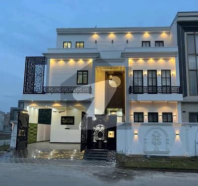Well-constructed Corner House Available For sale In Citi Housing Society