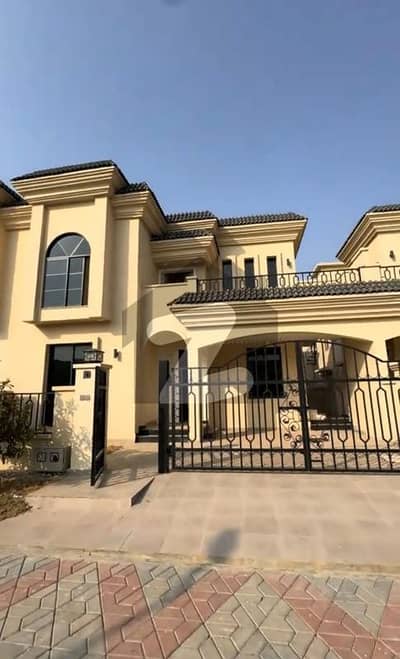 کیپٹل اسمارٹ سٹی فیز 3 ائیرپورٹ ایونیو,اسلام آباد میں 4 کمروں کا 10 مرلہ مکان 3.25 کروڑ میں برائے فروخت۔