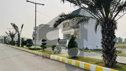 علی ہاؤسنگ سکیم ملتان روڈ,لاہور میں 5 مرلہ رہائشی پلاٹ 6.0 لاکھ میں برائے فروخت۔