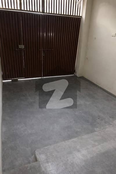 باغبانپورہ لاہور میں 3 کمروں کا 9 مرلہ مکان 4.0 کروڑ میں برائے فروخت۔