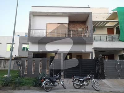 سٹی ہاؤسنگ سوسائٹی - بلاک بی سٹی ہاؤسنگ سوسائٹی,سیالکوٹ میں 3 کمروں کا 5 مرلہ مکان 2.0 کروڑ میں برائے فروخت۔ سٹی ہاؤسنگ سوسائٹی - بلاک بی سٹی ہاؤسنگ سوسائٹی,سیالکوٹ میں 3 کمروں کا 5 مرلہ مکان 2.0 کروڑ میں برائے فروخت۔