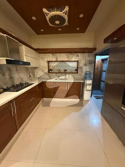 300 Square Yard Corner Bungalow Available For Sale