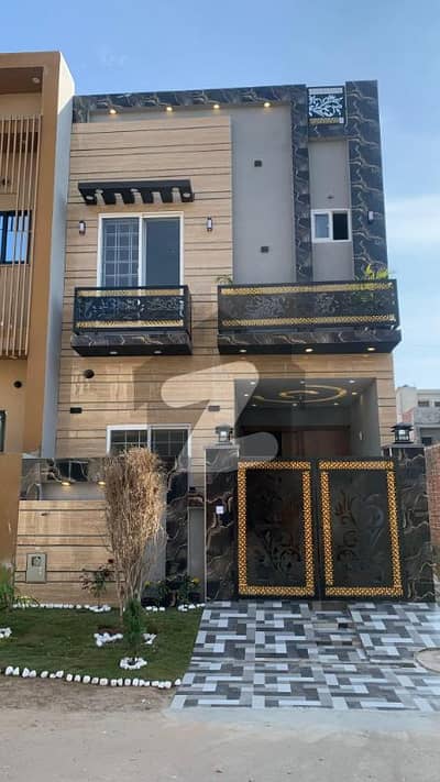 ال-کبیر فیز 2 - بلاک ای الکبیر ٹاؤن - فیز 2,الکبیر ٹاؤن,رائیونڈ روڈ,لاہور میں 3 کمروں کا 3 مرلہ مکان 1.3 کروڑ میں برائے فروخت۔