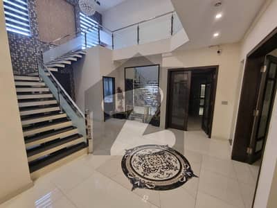 HOUSE FOR SALE PHASE-5, USED FULLY FURNISHED