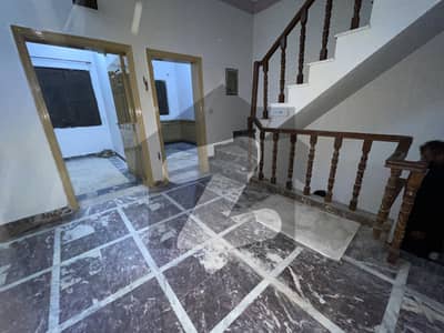 جوہر ٹاؤن فیز 2 - بلاک پی جوہر ٹاؤن فیز 2,جوہر ٹاؤن,لاہور میں 3 کمروں کا 5 مرلہ مکان 85.0 ہزار میں کرایہ پر دستیاب ہے۔