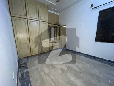 جوہر ٹاؤن فیز 2 - بلاک پی جوہر ٹاؤن فیز 2,جوہر ٹاؤن,لاہور میں 3 کمروں کا 5 مرلہ مکان 85.0 ہزار میں کرایہ پر دستیاب ہے۔