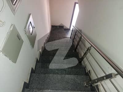 10 Marla Upper Portion In Dha Phase 8 Ex Air Avenue