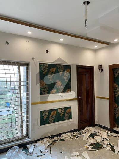 5 MARLA UPPER PORTION AVAILABLE FOR RENT WITH ROOFTOP