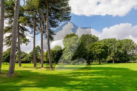 8 marla clear plot for sale in Miltrey accounts society college road Lahore