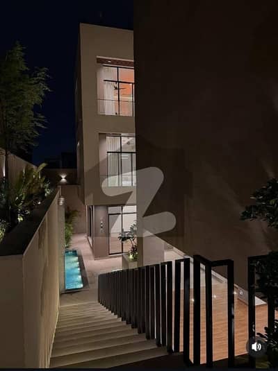 ڈی ایچ اے فیز 8 ڈی ایچ اے ڈیفینس,کراچی میں 2 کنال مکان 60.0 کروڑ میں برائے فروخت۔