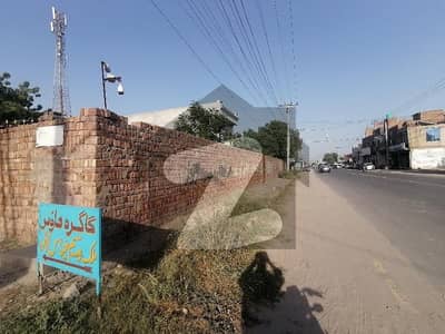 گھاگرا ولاز ملتان پبلک سکول روڈ,ملتان میں 10 مرلہ رہائشی پلاٹ 1.0 کروڑ میں برائے فروخت۔