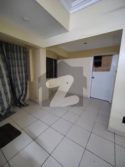 کلفٹن ۔ بلاک 4 کلفٹن,کراچی میں 2 کمروں کا 5 مرلہ فلیٹ 80.0 ہزار میں کرایہ پر دستیاب ہے۔