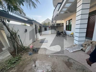 500 Square Yard House Available For Rent At DHA Phase 8