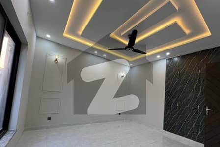 Urgent For Rent 8 Marla Upper Portion In Umer Block Bahria Town