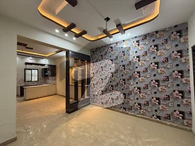 سبزہ زار سکیم لاہور میں 3 کمروں کا 3 مرلہ مکان 1.2 کروڑ میں برائے فروخت۔