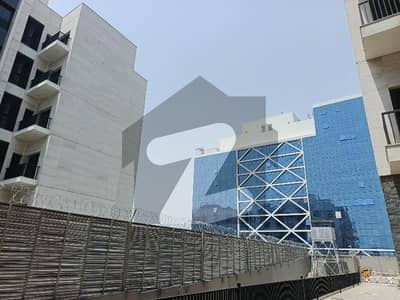 ایٹین کشمیر ہائی وے,اسلام آباد میں 10 مرلہ رہائشی پلاٹ 3.5 کروڑ میں برائے فروخت۔