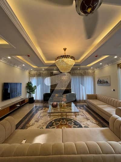 DHA PHASE 5 SUPER DUPER FULL FURNISHED BUNGALOW CUTE OPTION FOR SALE