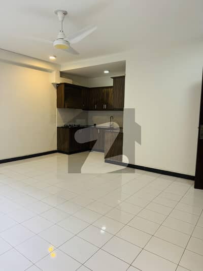 Beautiful Lower Ground Potion 1bedroom TvL Kitchen