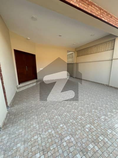 عسکری 3 ڈی ایچ اے ڈیفینس,ملتان میں 5 کمروں کا 1 کنال مکان 1.67 لاکھ میں کرایہ پر دستیاب ہے۔